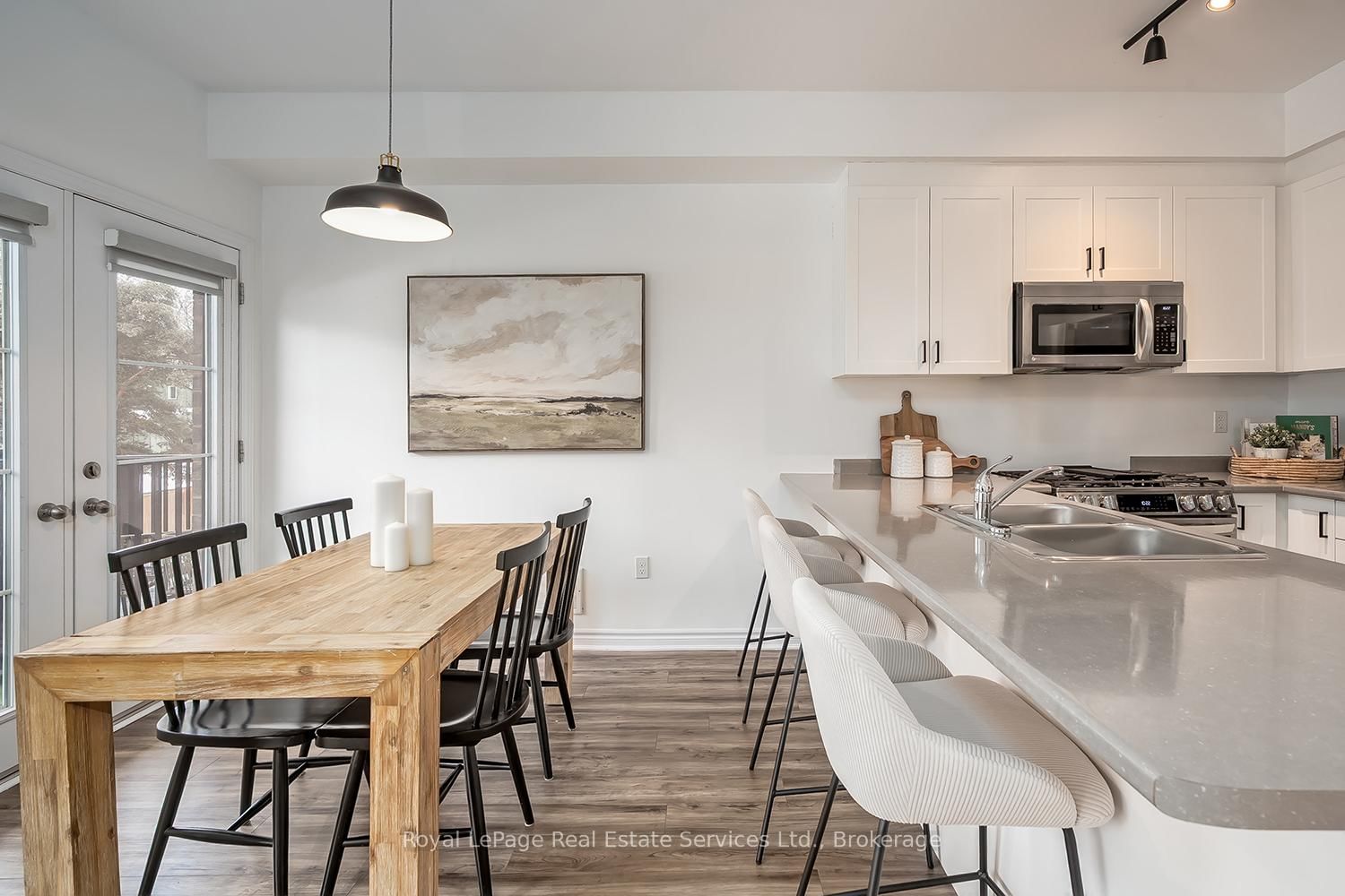 383 Dundas Street E, Unit 34 - Photo 17