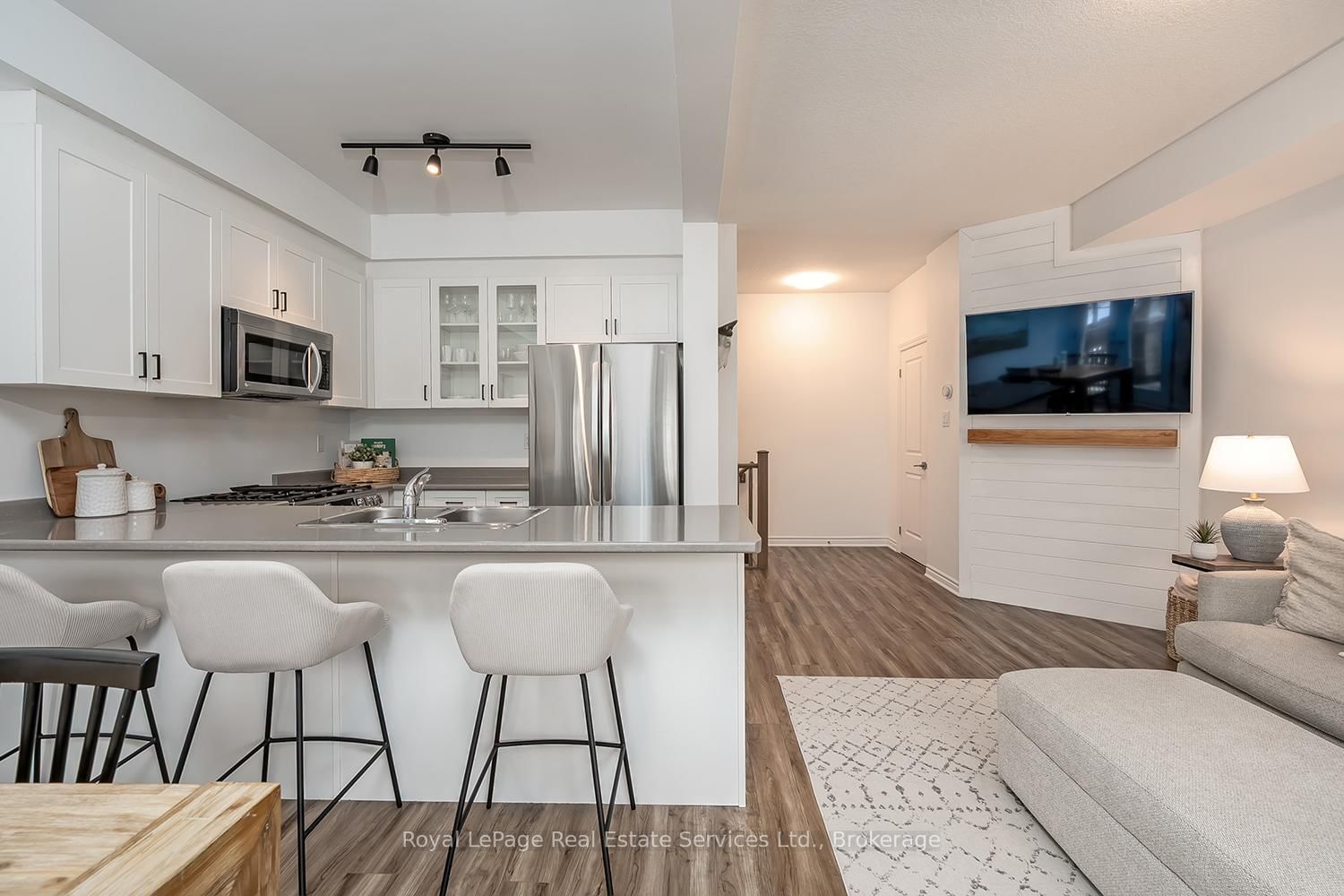 383 Dundas Street E, Unit 34 - Photo 20