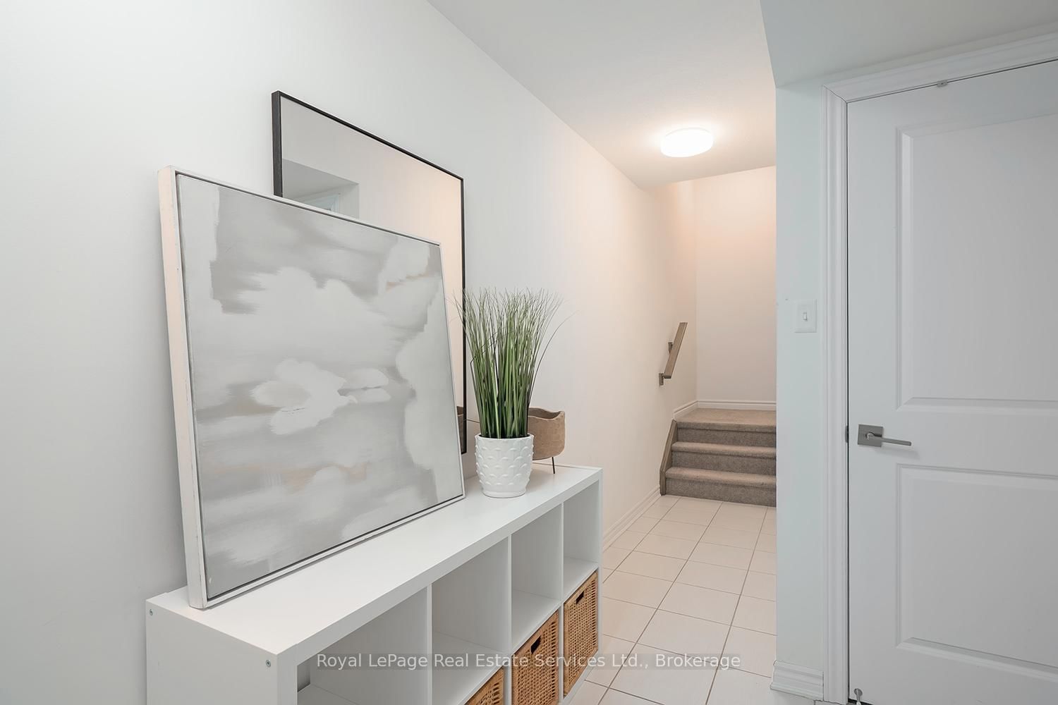 383 Dundas Street E, Unit 34 - Photo 4