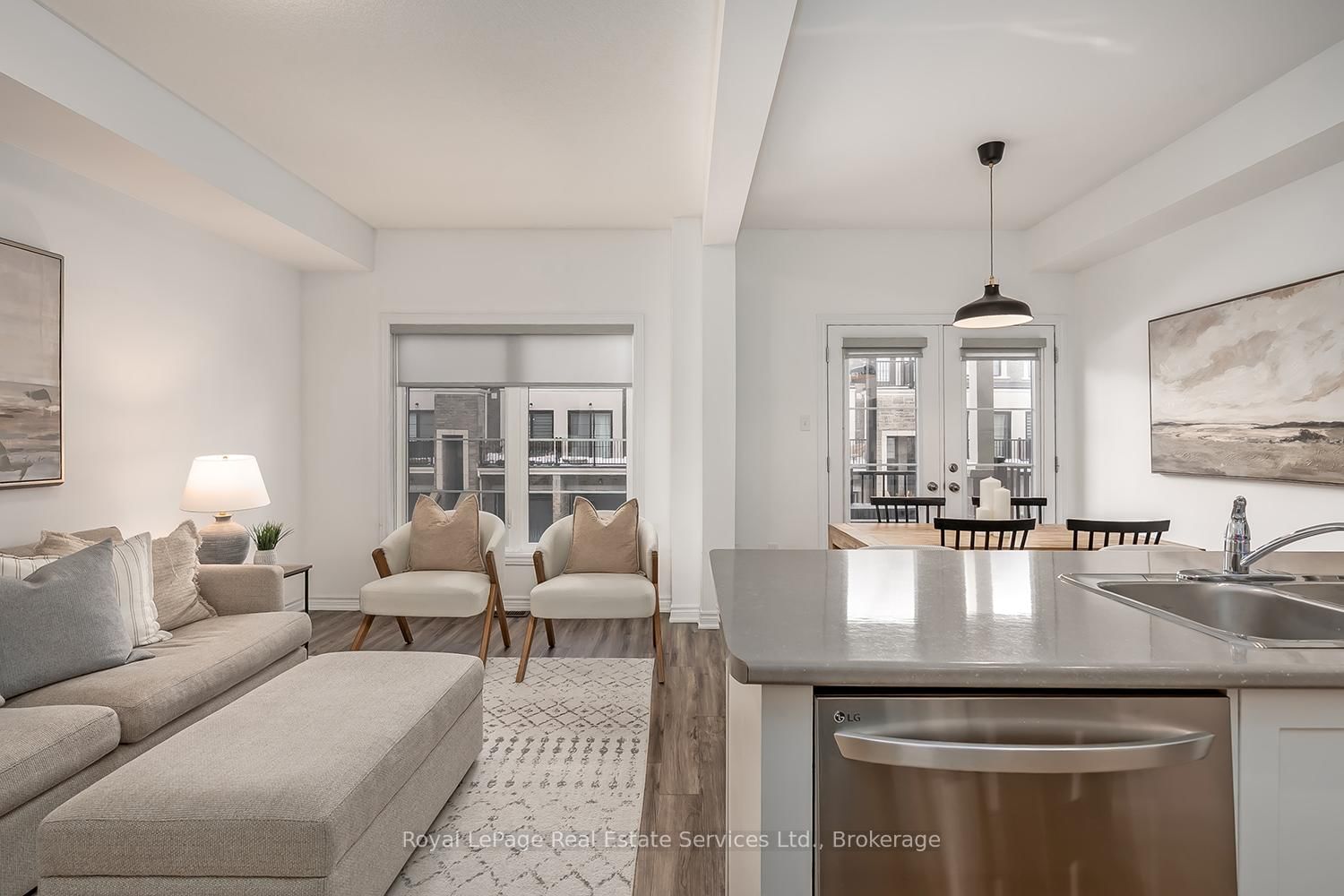 383 Dundas Street E, Unit 34 - Photo 9