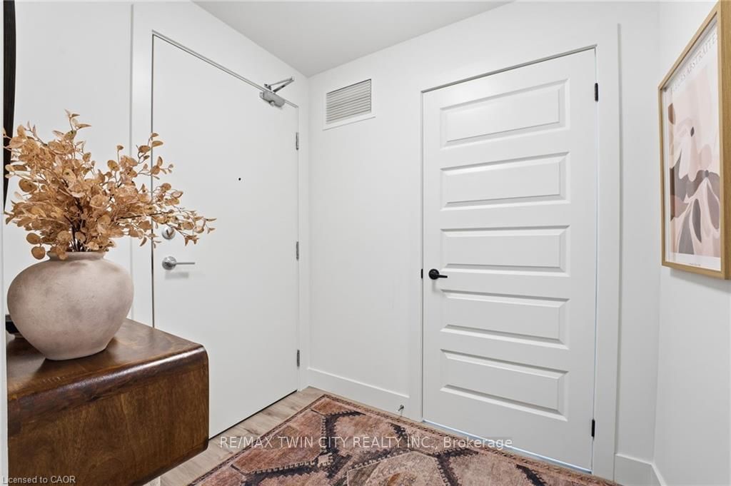 107 Roger Street, Unit 516 - Photo 6