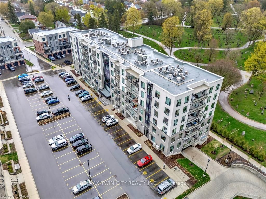 107 Roger Street, Unit 101 - Photo 32