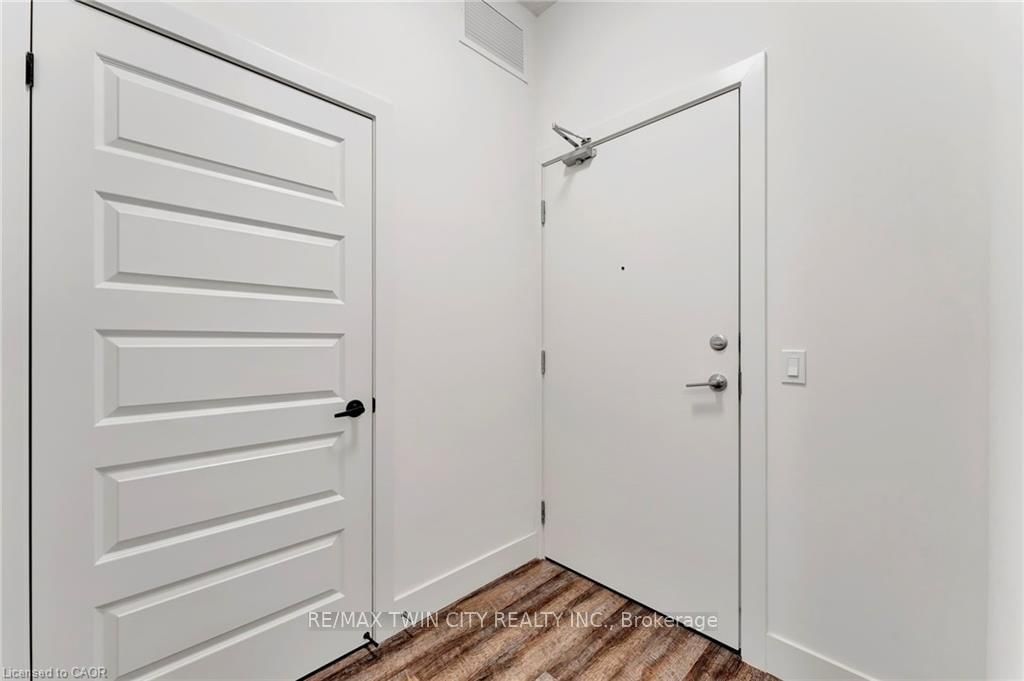 107 Roger Street, Unit 101 - Photo 5
