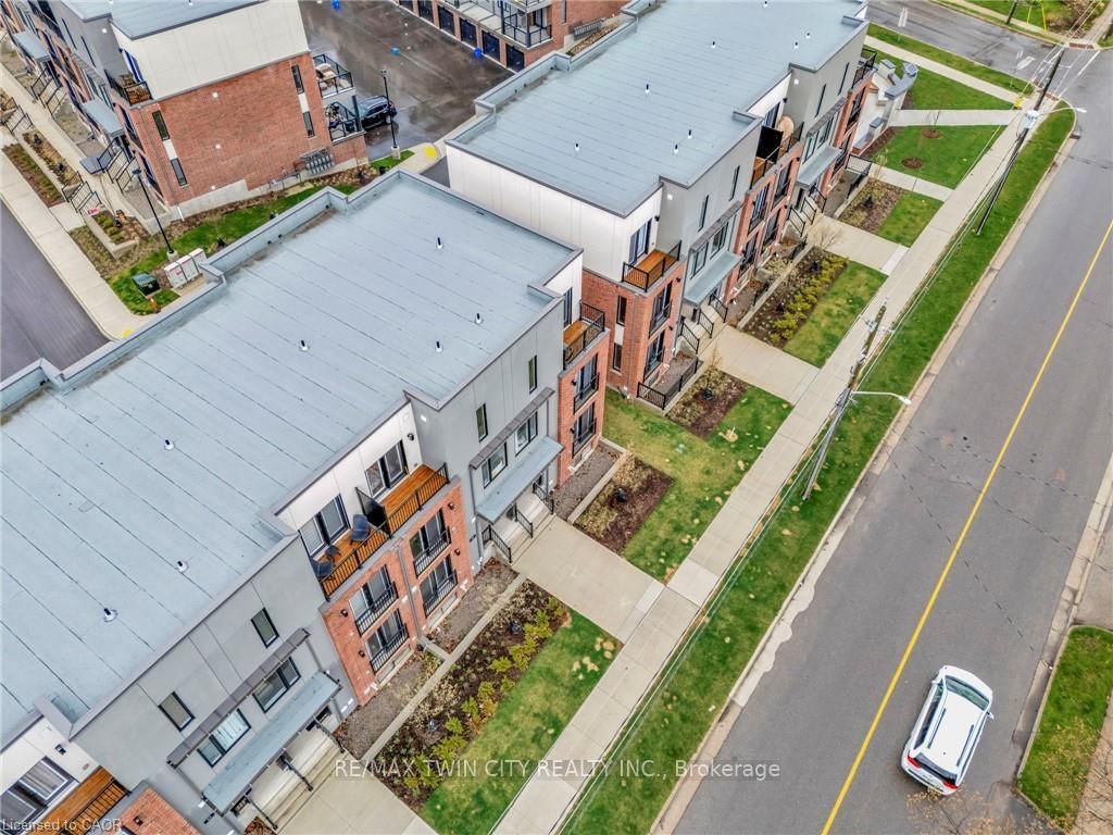 99 Roger Street, Unit 53 - Photo 36