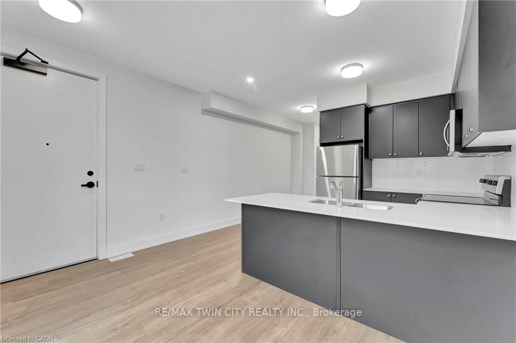 99 Roger Street, Unit 53 - Photo 8