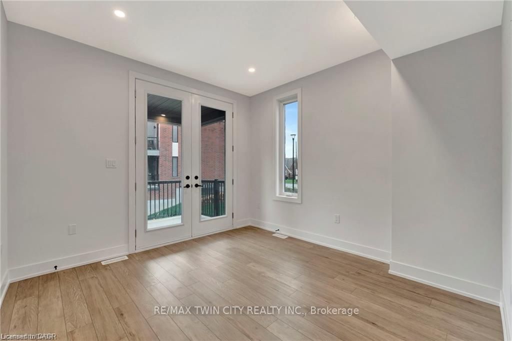 99 Roger Street, Unit 45 - Photo 24