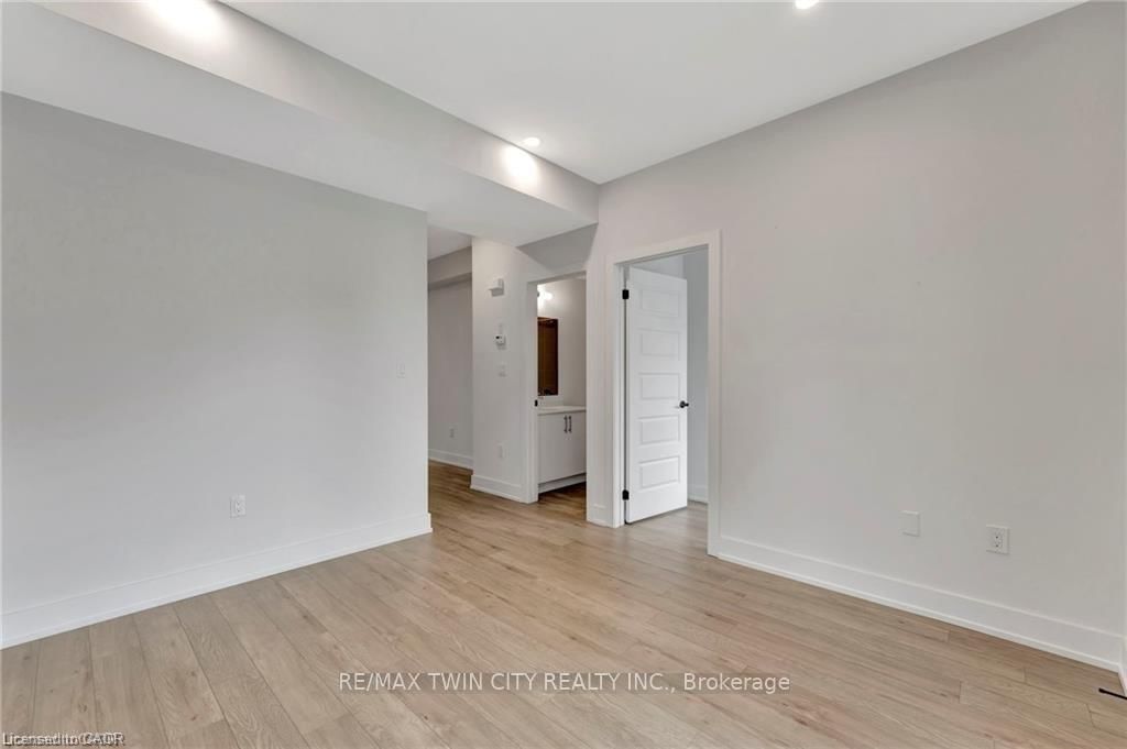 99 Roger Street, Unit 45 - Photo 25