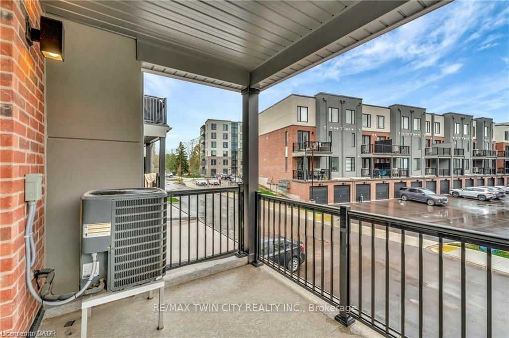 99 Roger Street, Unit 45 - Photo 6