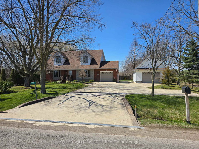 3076 Grassie Rd, West Lincoln, L0R 1M0 | Image 2