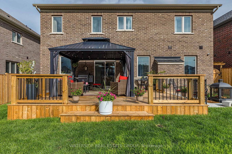 38 Oriole Cres, Port Colborne, L3K 6E2 | Image 3