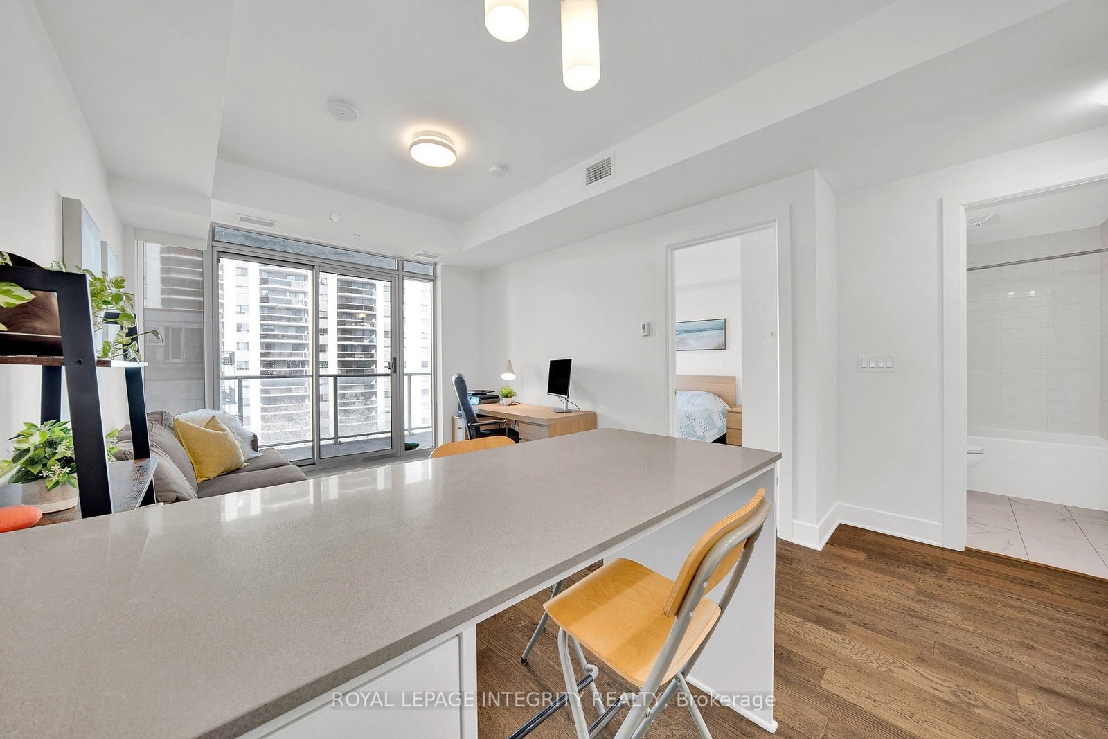 255 Bay Street, Unit #604 - Photo 18