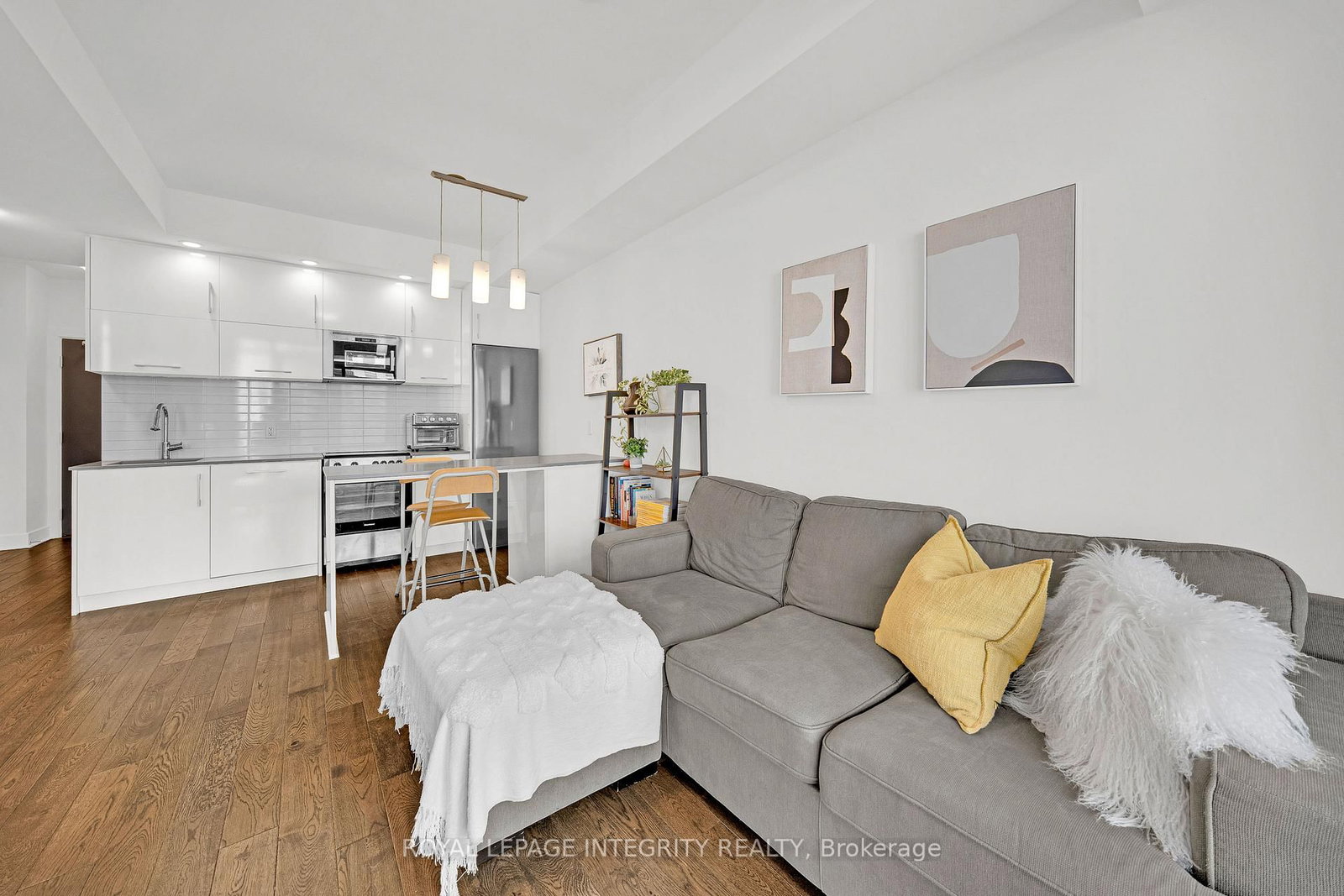 255 Bay Street, Unit #604 - Photo 20