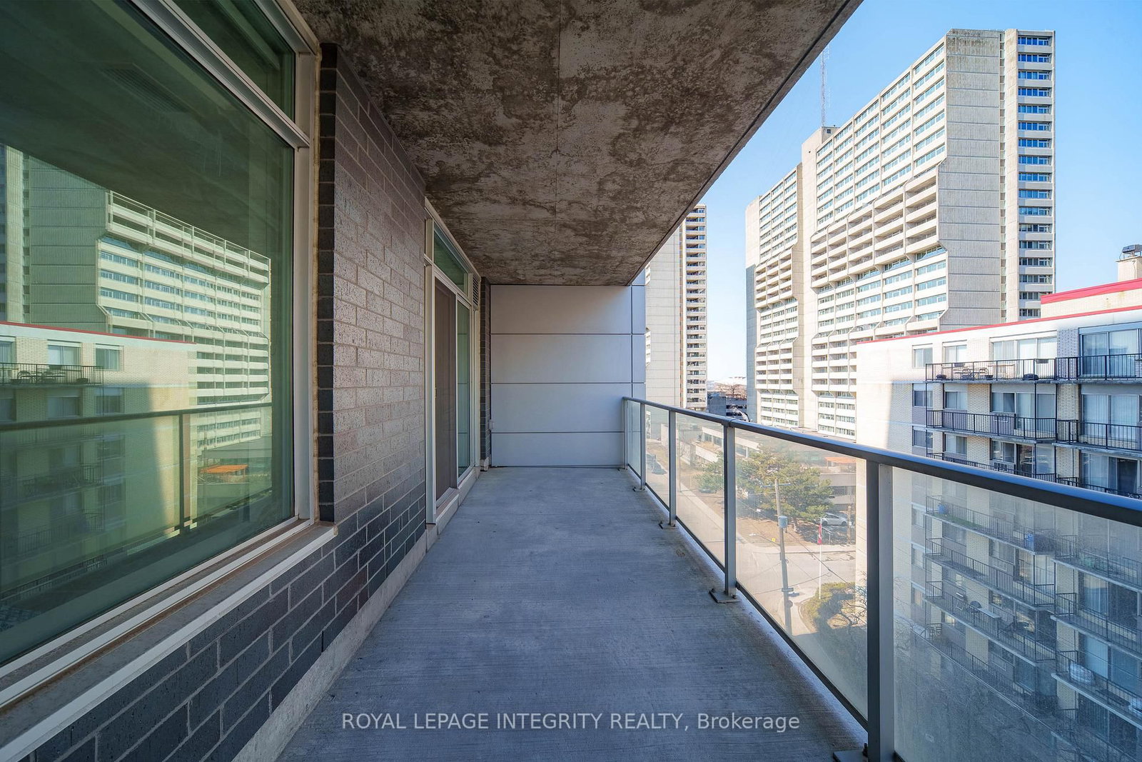 255 Bay Street, Unit #604 - Photo 28