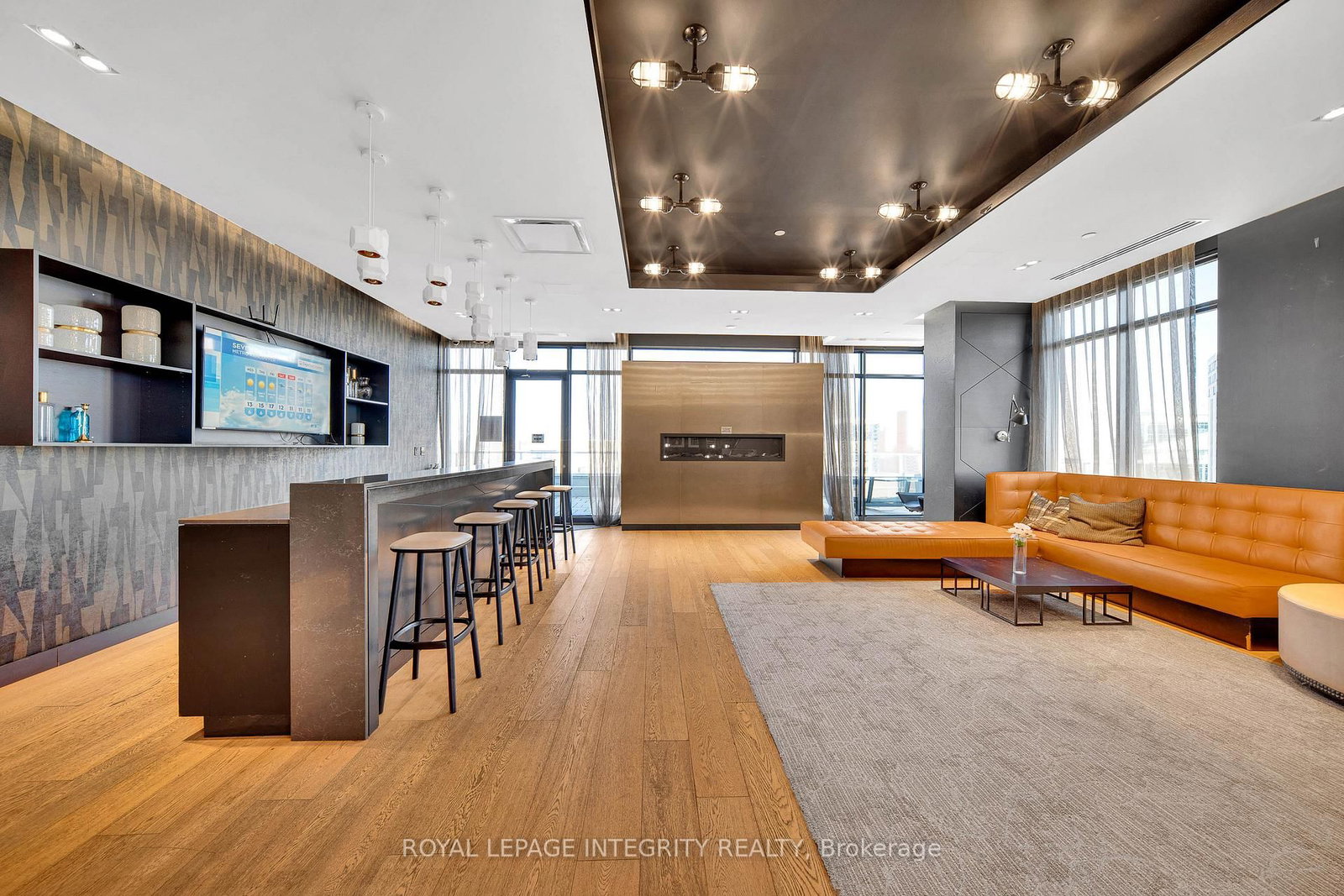 255 Bay Street, Unit #604 - Photo 32