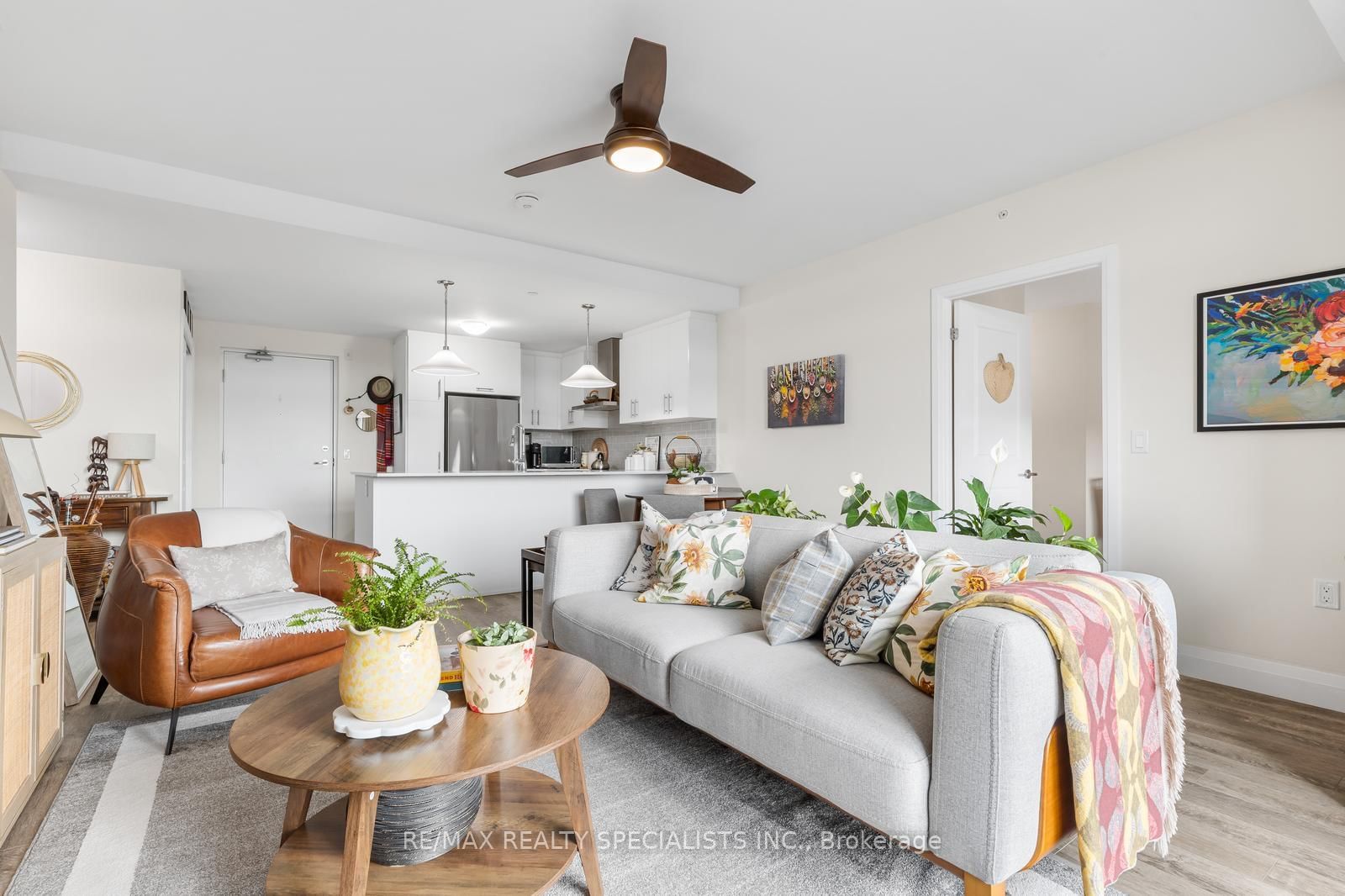 1 Redfern Avenue, Unit 309 - Photo 12