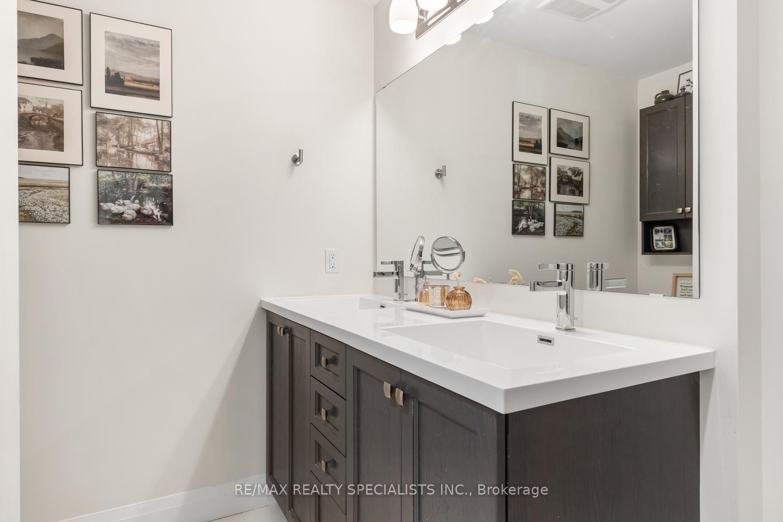 1 Redfern Avenue, Unit 309 - Photo 18