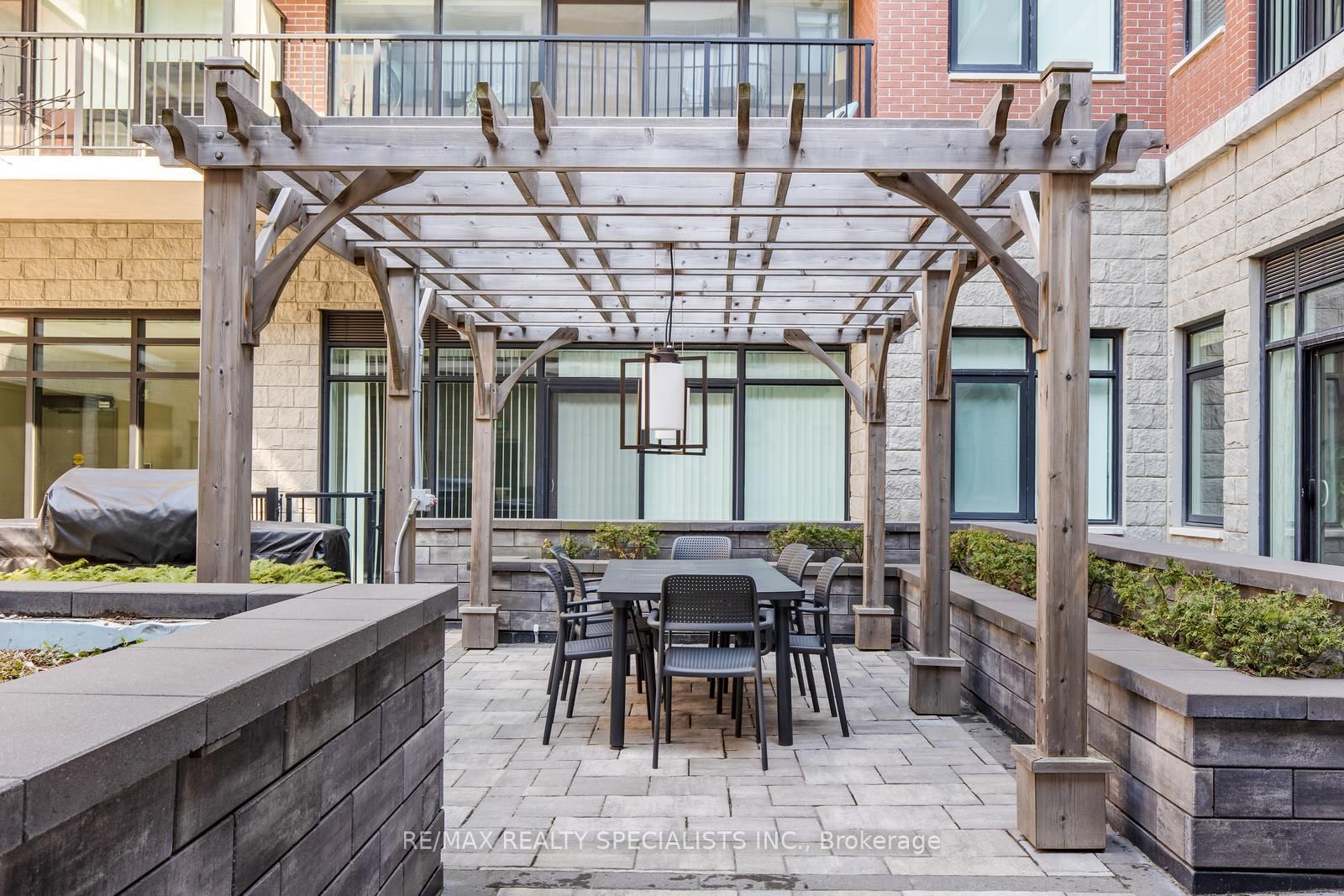 1 Redfern Avenue, Unit 309 - Photo 35