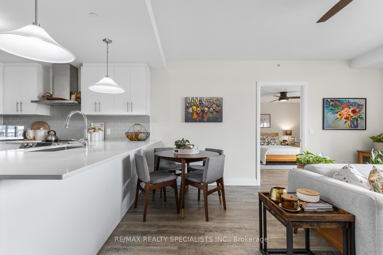 1 Redfern Avenue, Unit 309 - Photo 9