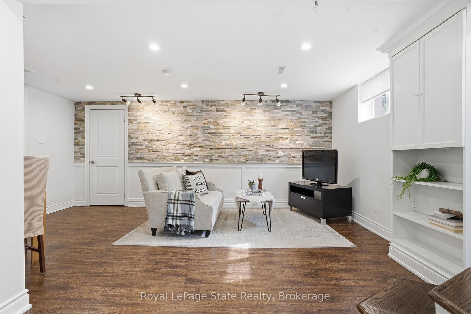 Detached House for sale at 208 East 44th Street, Hamilton, Ontario, L8T 3H6 - Hampton Heights - MLS: X12984176