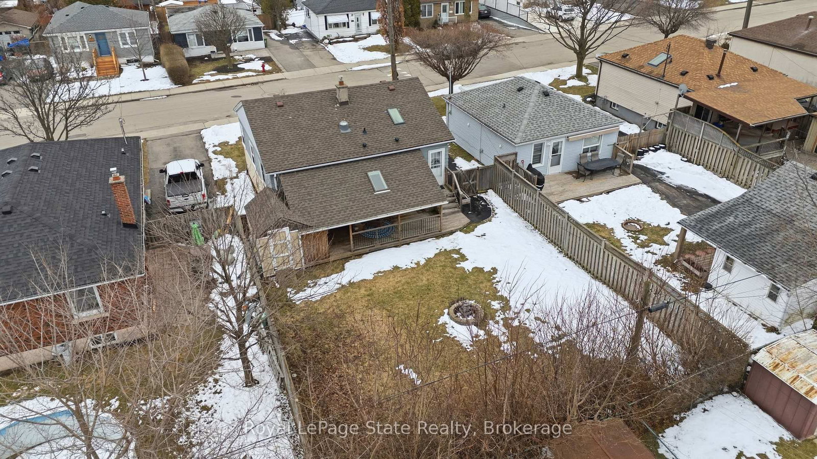 Detached House for sale at 208 East 44th Street, Hamilton, Ontario, L8T 3H6 - Hampton Heights - MLS: X12984176