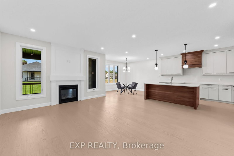 409 Ontario St, Warwick, N0M 2S0 | Image 3