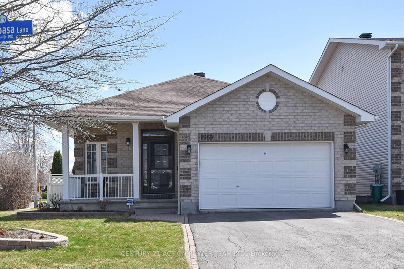 home for sale on 1969 Loasa Lane