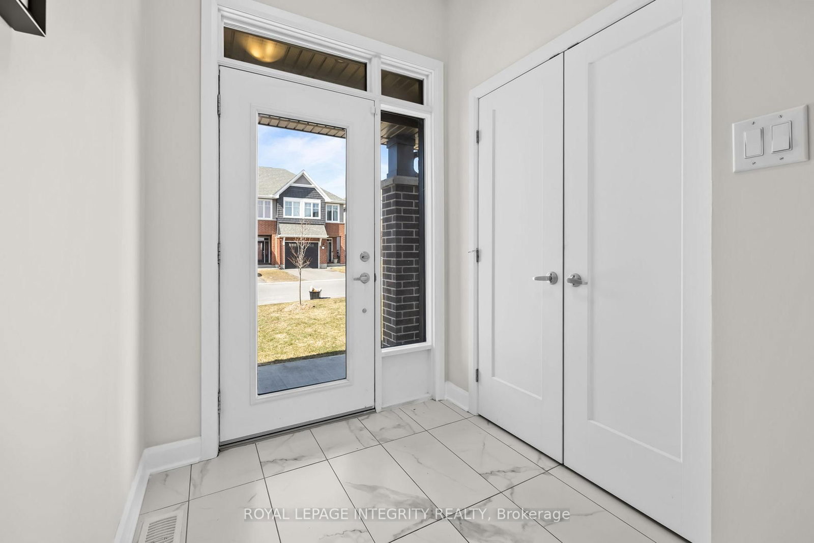 133 Angelonia Crescent - Photo 3