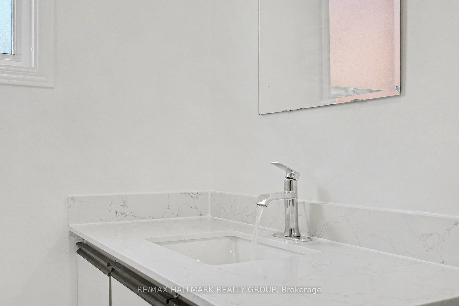 112 Barrette Street, Unit 1 - Photo 10