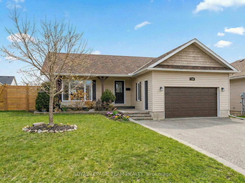 home for sale on 116 Mclachlin Street S