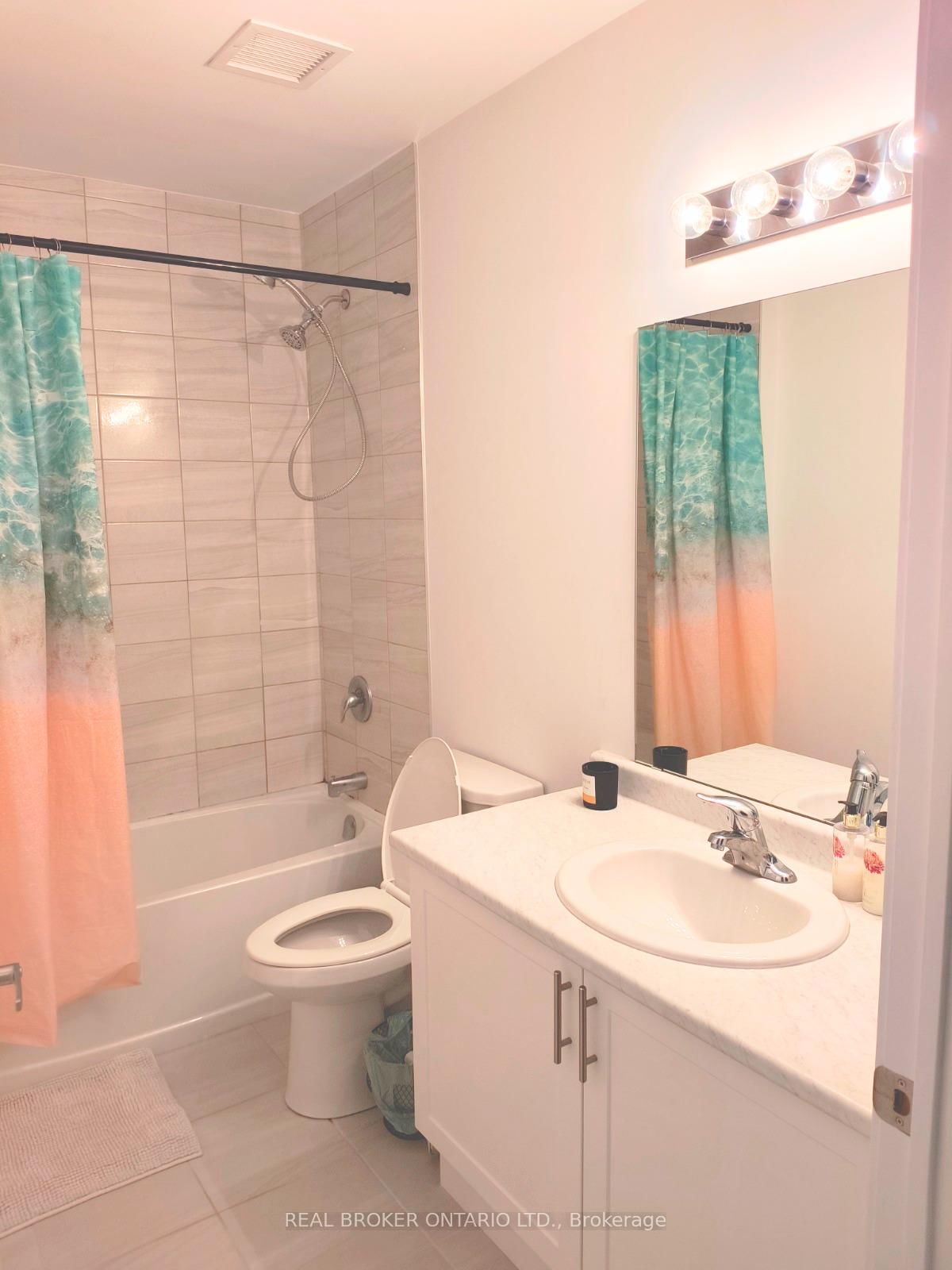 460 Dundas Street E, Unit 117 - Photo 11