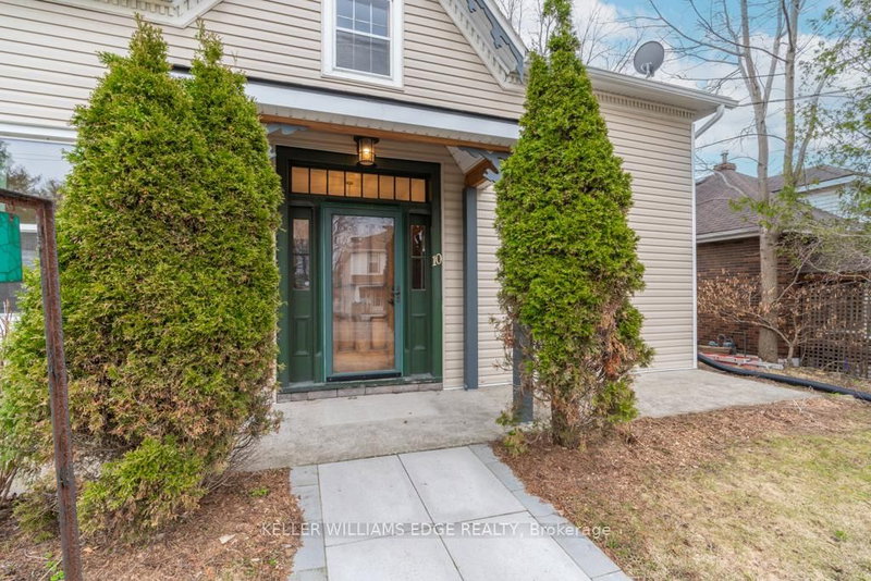 10 Badenoch St, Puslinch, N0B 2C0 | Image 2