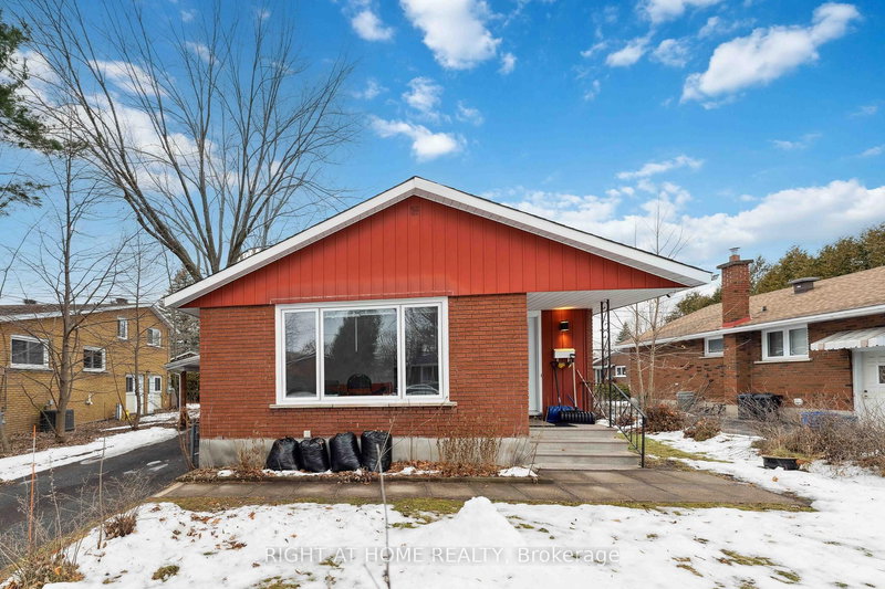 1274 Cobden Rd E, Ottawa, K2C 3A2 | Image 2