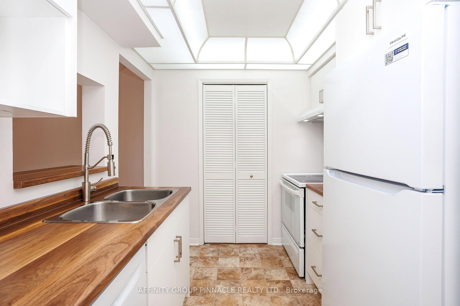 4 Heritage Way, Unit 203 - Photo 9