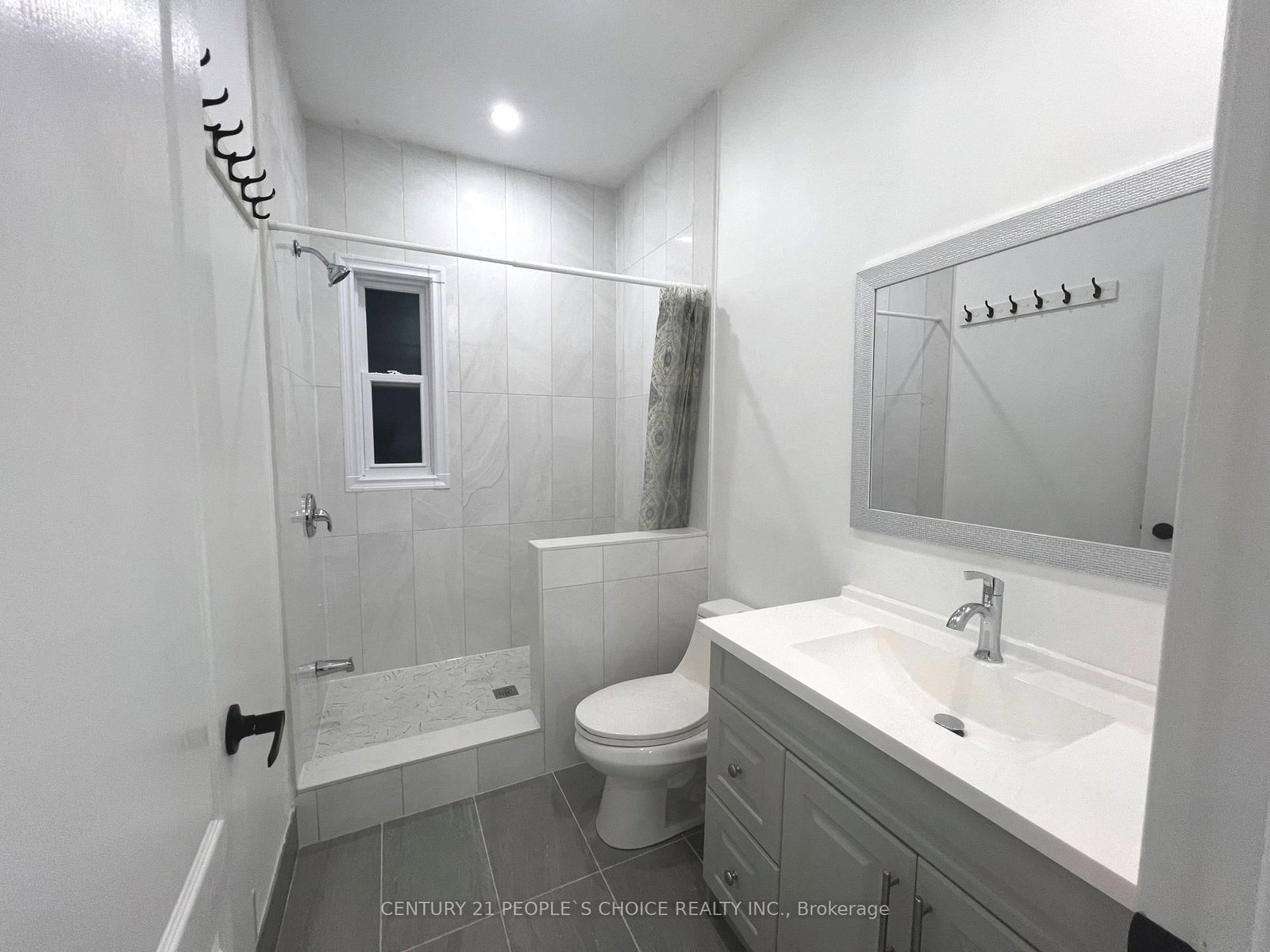 5640 Buchanan Avenue - Photo 6