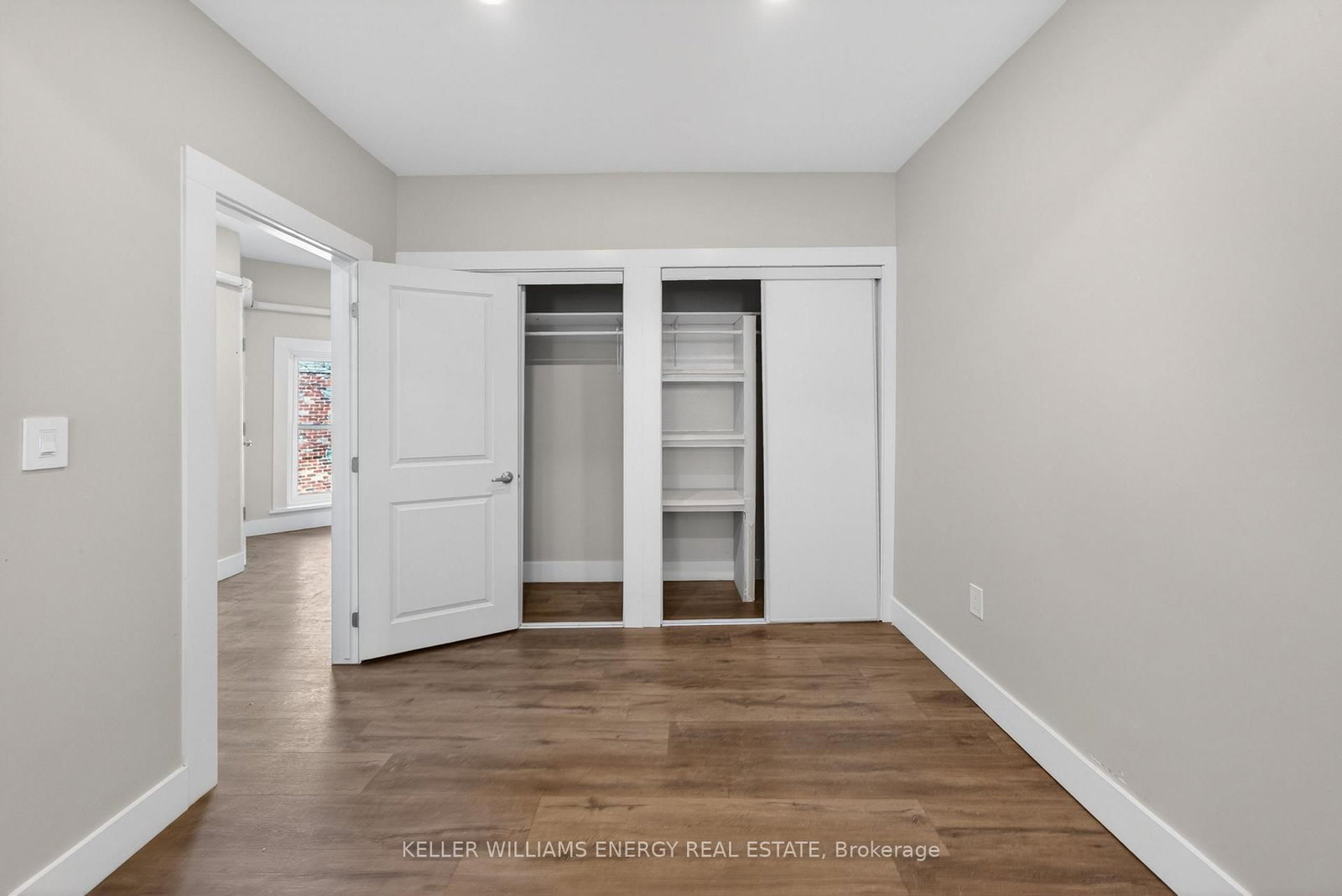 302 Picton Main Street - Photo 25