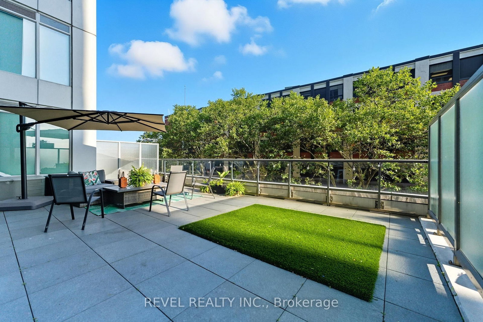 Condo for sale at 311-212 King William Street, Hamilton, Ontario, L8R 0A7 - Beasley - MLS: X12984640