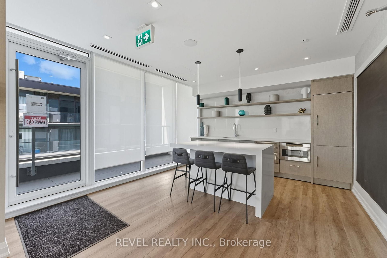 Condo for sale at 311-212 King William Street, Hamilton, Ontario, L8R 0A7 - Beasley - MLS: X12984640