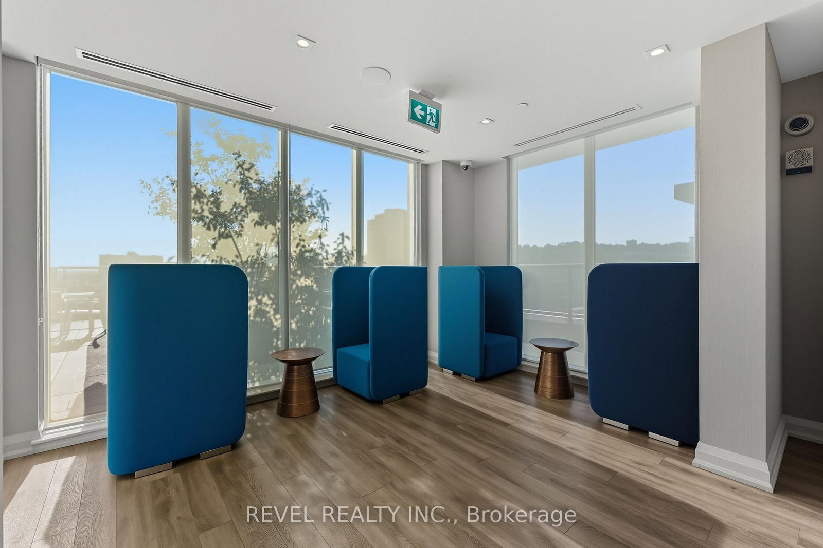 Condo for sale at 311-212 King William Street, Hamilton, Ontario, L8R 0A7 - Beasley - MLS: X12984640