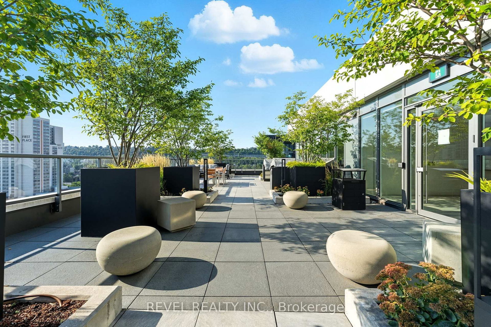 Condo for sale at 311-212 King William Street, Hamilton, Ontario, L8R 0A7 - Beasley - MLS: X12984640