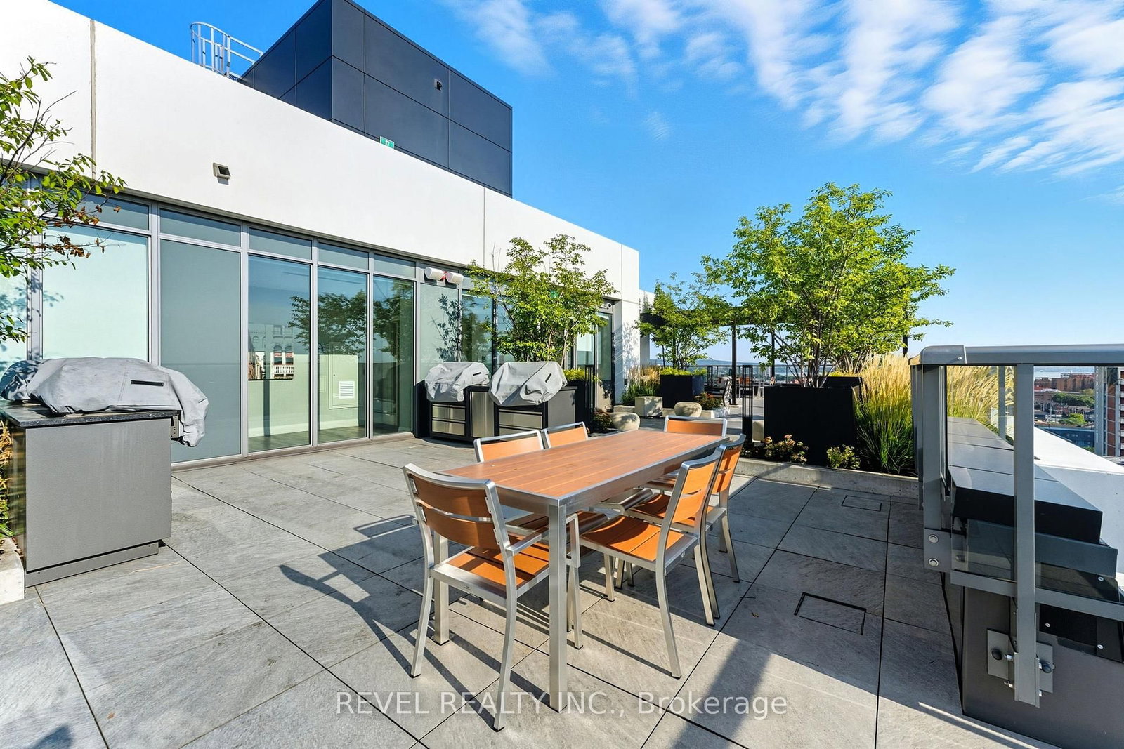 Condo for sale at 311-212 King William Street, Hamilton, Ontario, L8R 0A7 - Beasley - MLS: X12984640