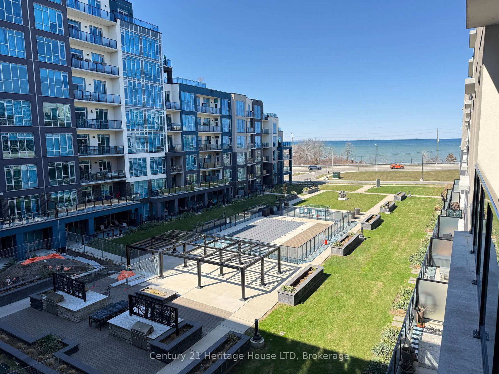 16 Concord Place, Unit 401 - Photo 11