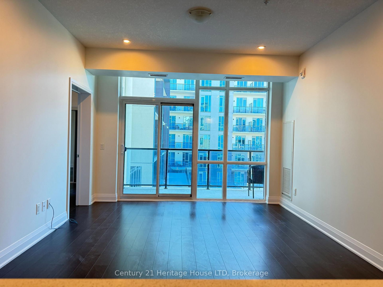 16 Concord Place, Unit 401 - Photo 5