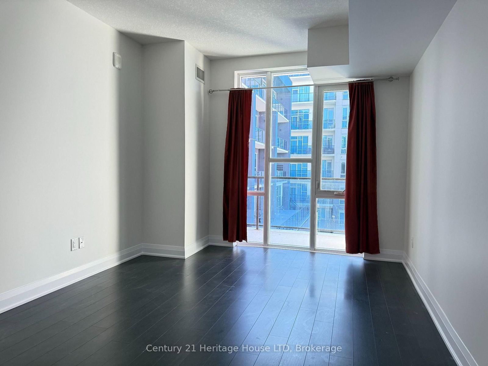 16 Concord Place, Unit 401 - Photo 6