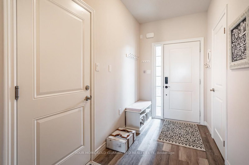 120 Dunrobin Lane, Grimsby, L3M 0H4 | Image 2