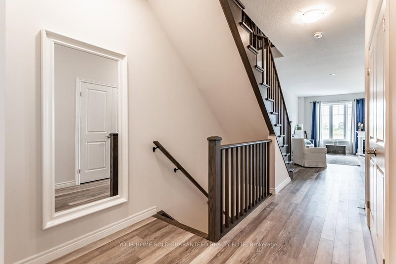 120 Dunrobin Lane, Grimsby, L3M 0H4 | Image 3