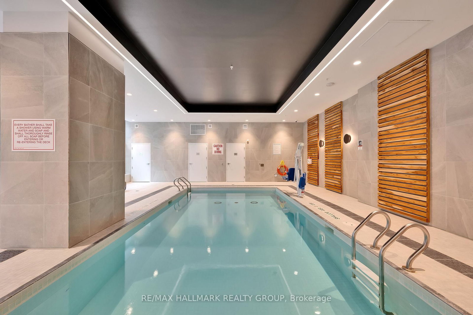 340 Queen Street, Unit 701 - Photo 47