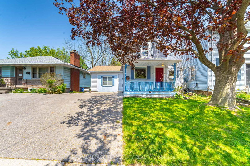 16 Royal Ave, Hamilton, L8S 2C2 | Image 2