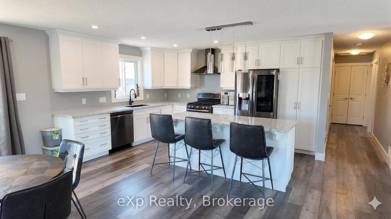 417 Buckby Lane, Saugeen Shores, N0H 2C1 | Image 3