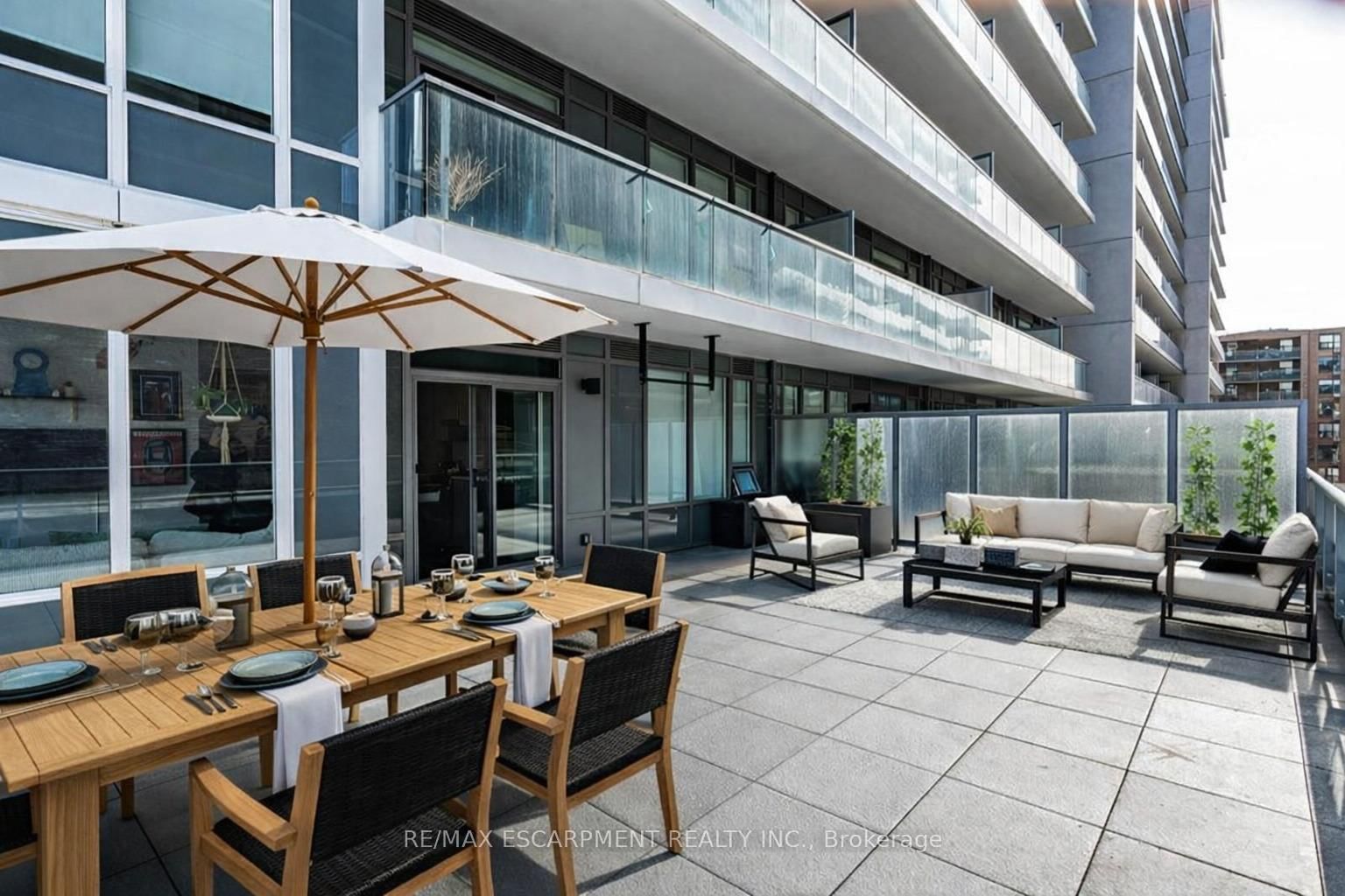 Condo for sale at 415-212 KING WILLIAM Street, Hamilton, Ontario, L8N 1B5 - Beasley - MLS: X12984818