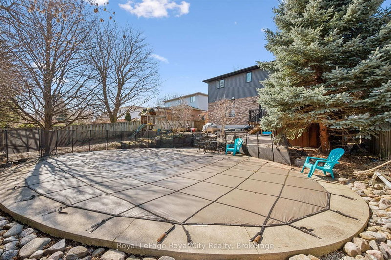 20 Darby Rd, Guelph, N1K 1R4 | Image 2